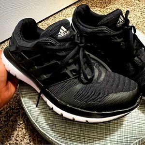 Women’s Adidas Cloudform Running Shoe